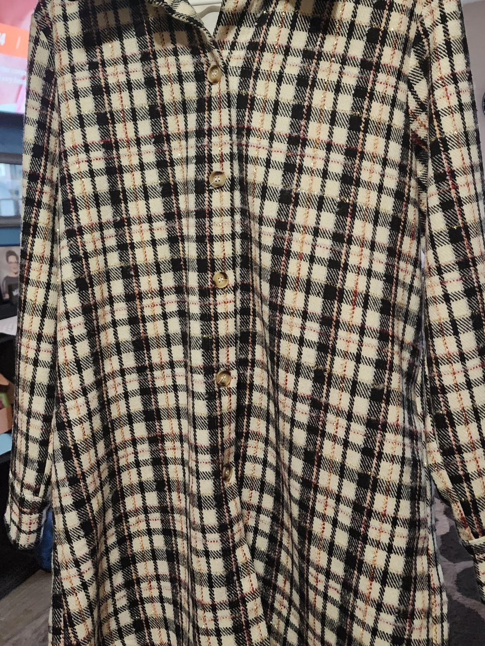 Plaid Button-Front Women's Coat in White and Black Sz Med